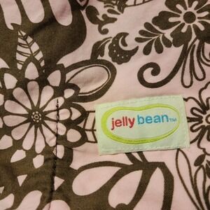 Munchkin Jelly Bean baby girls Nursing Cover pink and brown